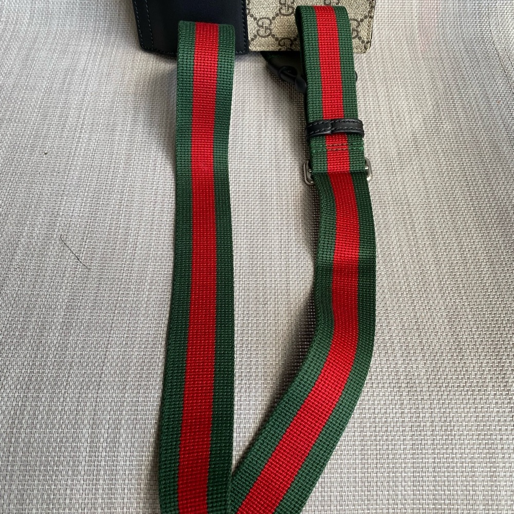 Gucci Black and Cream Belt Bag with Red and Green Strap - Picture 13 of 14